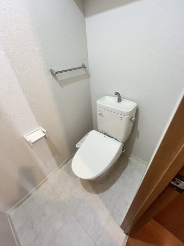 ベルアネスB棟のトイレ