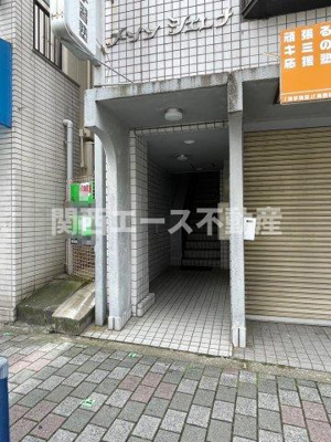 【エントランス】 | メゾンシェレナ