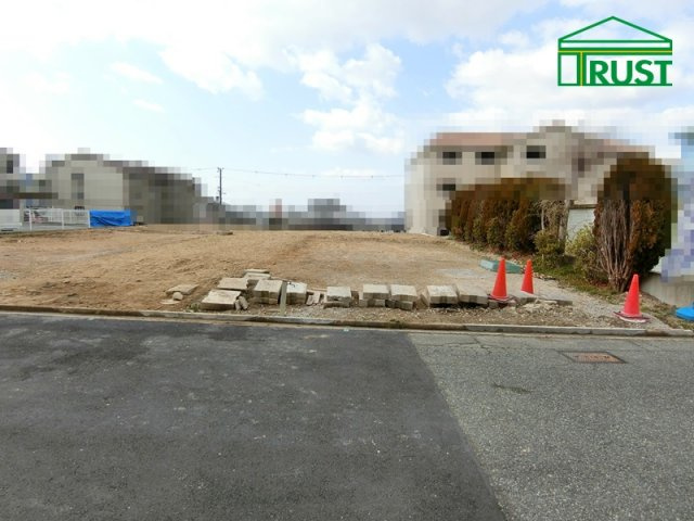 神戸西区大津和　新築戸建　D号棟の前面道路含む現地写真