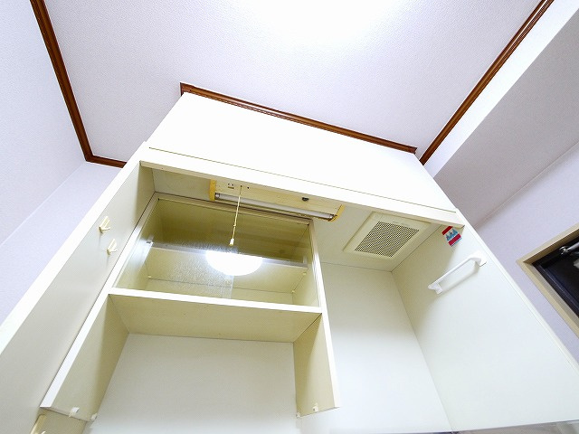 谷垣マンションのキッチン|きれいなキッチンです