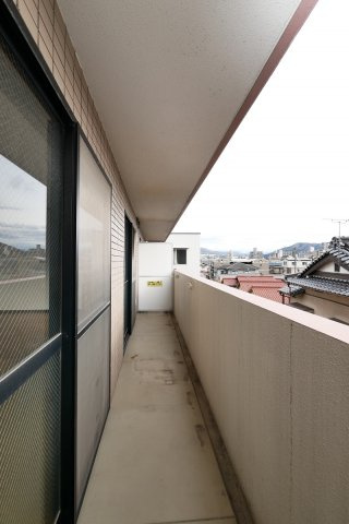 グリーンゼファーのバルコニー|グリーンゼファー302号