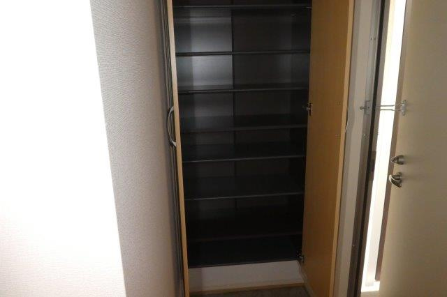 恵比寿Ⅴの内装|シューズボックス