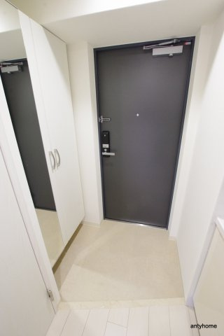エスプレイス阿波座パークテラス　仲介手数料無料の玄関