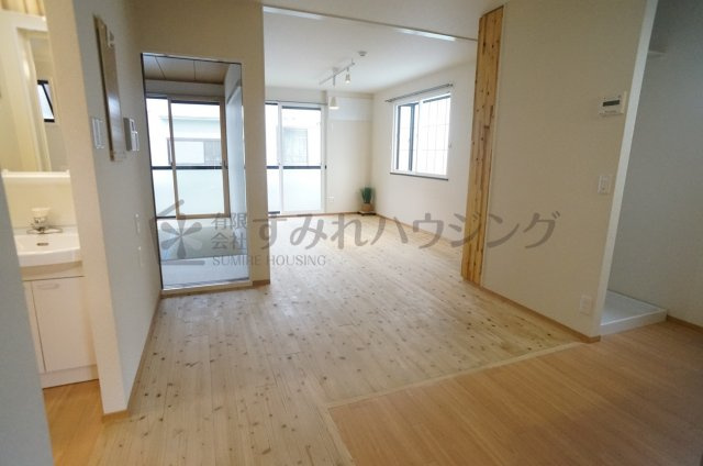 ドミール荻野の居間・リビング