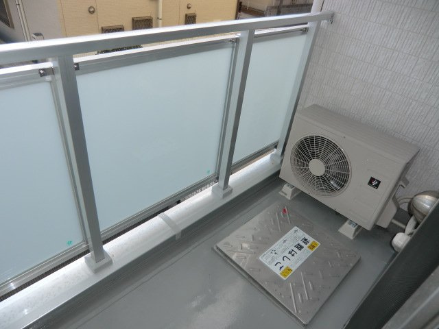 大阪市西淀川区竹島３丁目の賃貸マンションのバルコニー