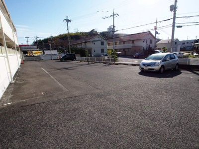 【駐車場】 | クローバーハウス