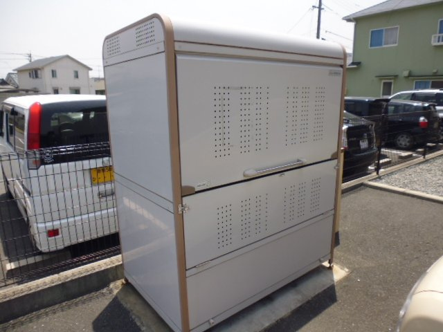 フレブラースのその他共用部分|敷地内ゴミステーション