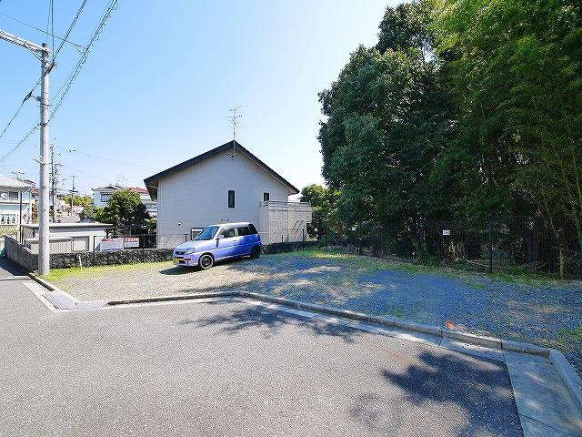 ハイツ中町の駐車場|駐車スペースもあります