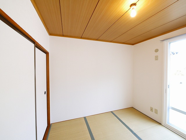 ハイツ中町の和室|ゆったりとくつろげる和室です