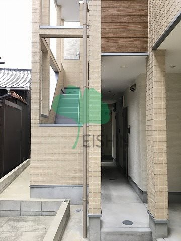 NexusH(ネクサスエイチ)のエントランス