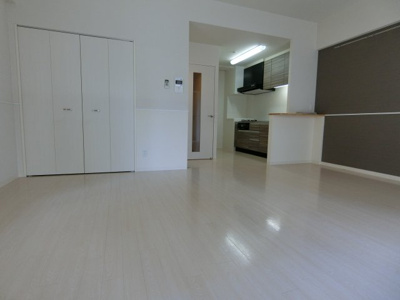 【居間・リビング】 | エスヴェール北梅田