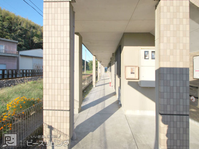 【エントランス】 | グランチェスタ