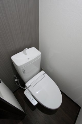 【トイレ】 | ハイネスB棟 | 温水洗浄便座