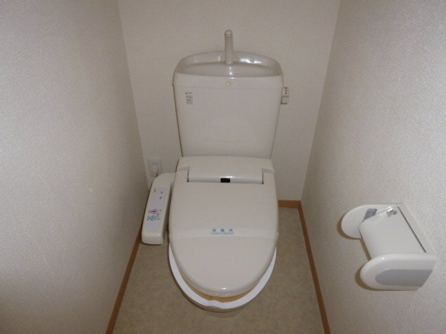 アンソレイエ松家のトイレ|シャワー付トイレ