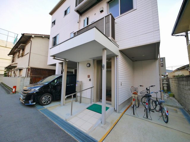 西田店舗の周辺