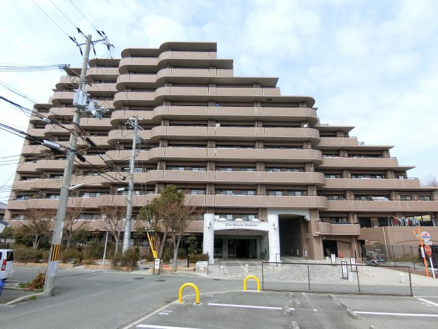 ライオンズマンション西神戸の外観|堂々とした外観です