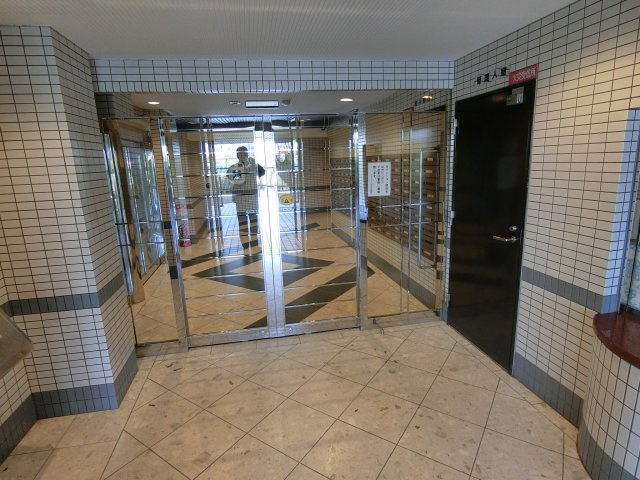 グラン・プレステージ神戸神陵台のエントランス|安心のオートロック