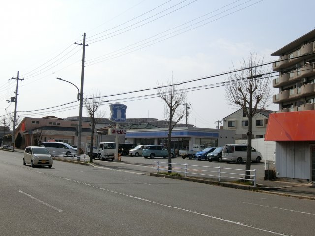 プレステージ神戸神陵台の周辺|徒歩１分のコンビニがあります