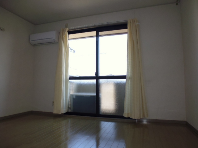 グレースエントピアの洋室