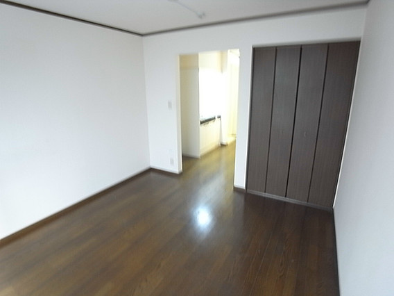 パセオ西芦屋の居間・リビング