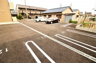 【駐車場】