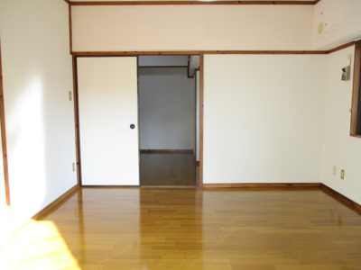 【洋室】 | カーザビアンカ