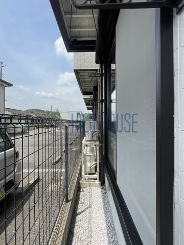 毛呂山ヒルズのバルコニー