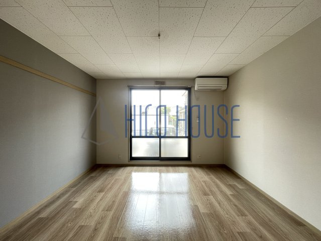 毛呂山ヒルズの居間・リビング