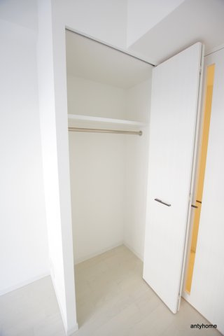 S-RESIDENCE江坂Eminence　仲介手数料無料の収納