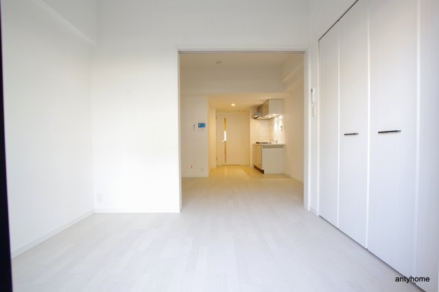 S-RESIDENCE江坂Eminence　仲介手数料無料の洋室