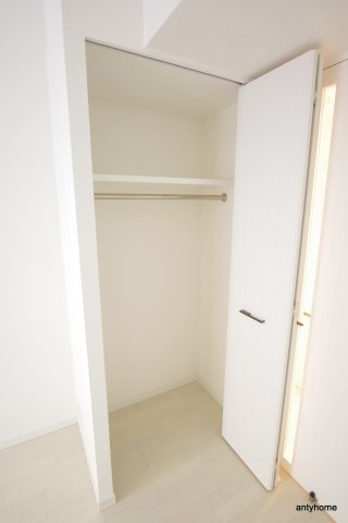 S-RESIDENCE江坂Eminence　仲介手数料無料の収納
