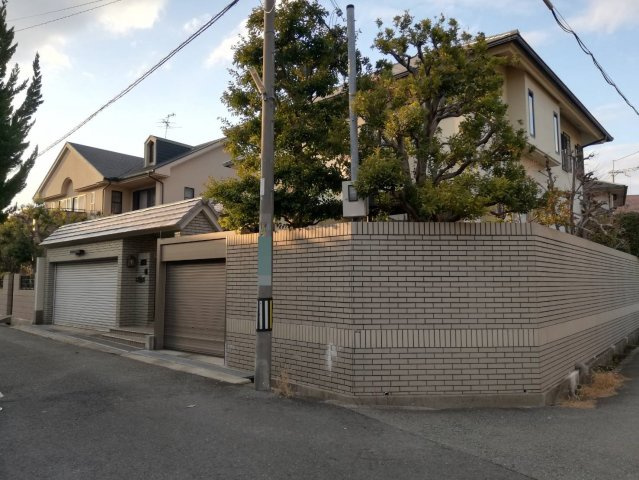 箕面市桜ヶ丘4丁目　中古戸建　