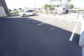 【駐車場】
