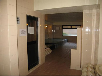 【その他共用部分】 | 温泉とサウナで日々の疲れを癒せる空間となっています