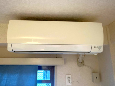 【設備】 | ロイヤルハイツ東海大前 | 暑い夏や寒い冬に大活躍のエアコン付きです☆冷暖房完備で1年中快適に過ごせます♪