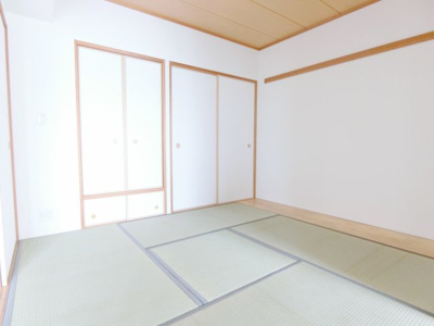 【和室】 | アスタ新長田タワーズコート2番館　タワー棟 | 和室がひろがる居住スペース