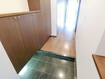 【玄関】 | アスタ新長田タワーズコート2番館　タワー棟 | ゆったりとした玄関です