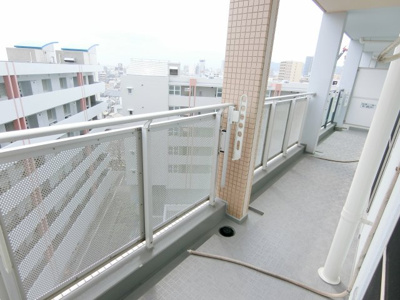 【バルコニー】 | アスタ新長田タワーズコート2番館　タワー棟 | 広々としたバルコニーです