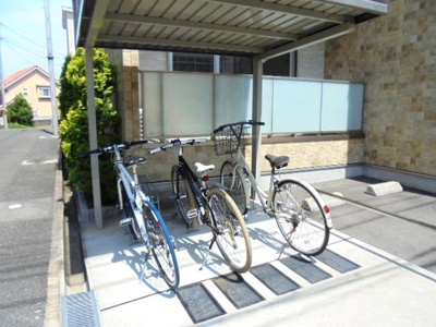 【その他共用部分】 | ローレル千里山西 | 屋根付き駐輪場★