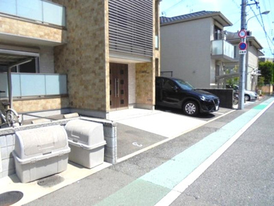 【駐車場】 | ローレル千里山西 | 敷地内駐車場★