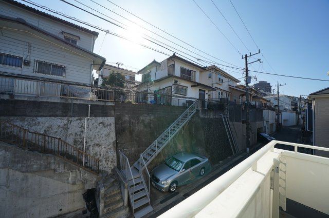 保土ヶ谷区仏向西 新築戸建て【成約】の展望|バルコニーからの眺望です。