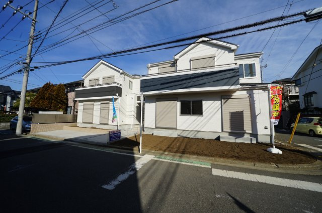保土ヶ谷区法泉１丁目全２棟 　新築戸建ての外観
