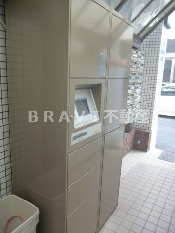 シュライン森ノ宮　BRAVI不動産のその他共用部分|【シュライン森ノ宮】宅配ボックス付きです