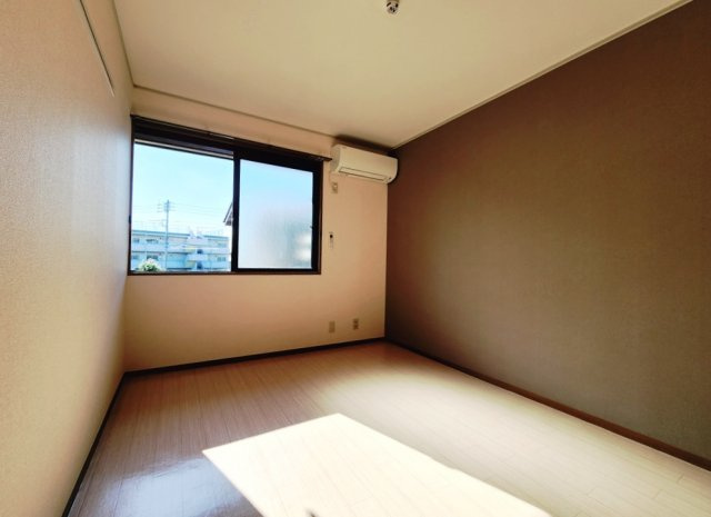 【洋室】 | セジュール レジデンス