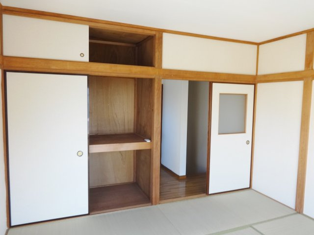 シモダタウンの和室
