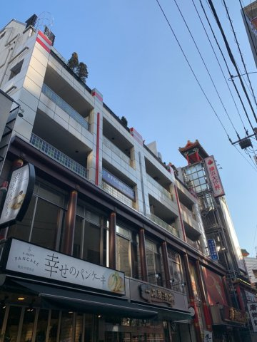 一石屋ビルの外観