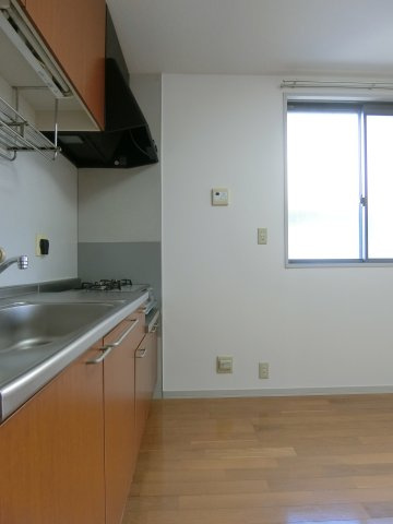 ファミーユ中野B棟のキッチン