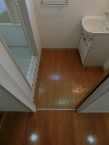 ファミーユ中野B棟の洗面所