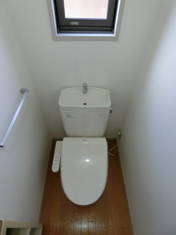 ファミーユ中野B棟のトイレ