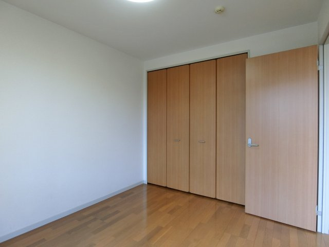 ファミーユ中野B棟の洋室
